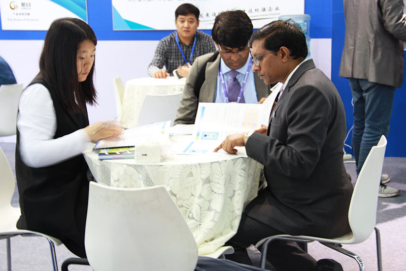 2016年國內(nèi)外雅式橡塑展完善落幕